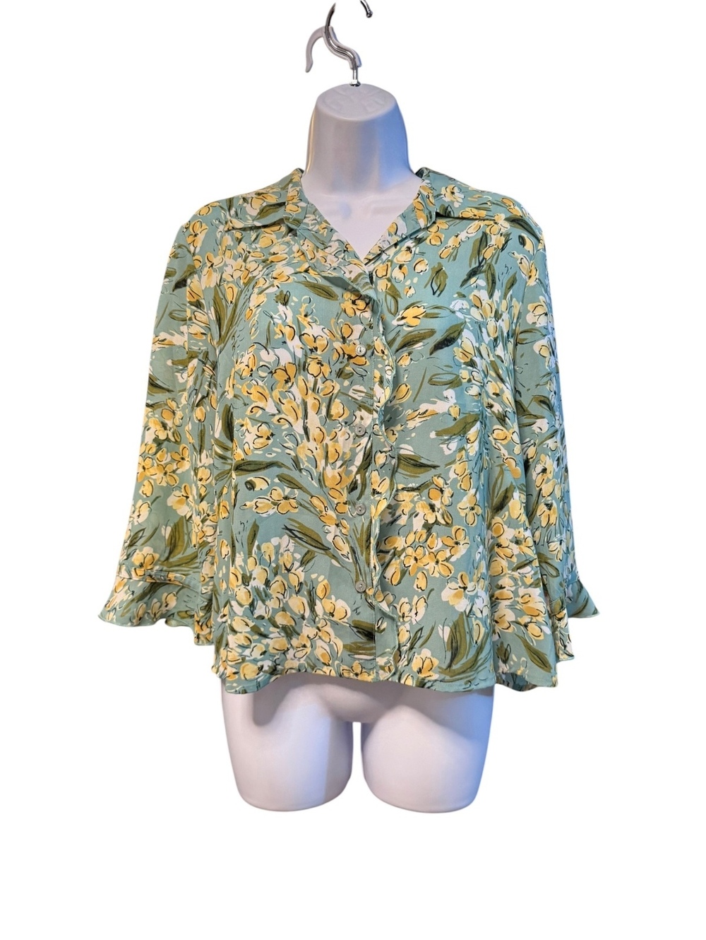 Emma James  Floral Button-Up Blouse